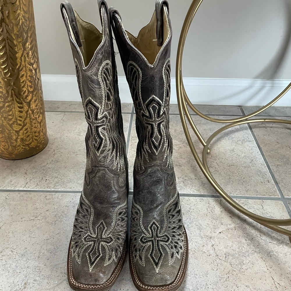 Corral square toed boots